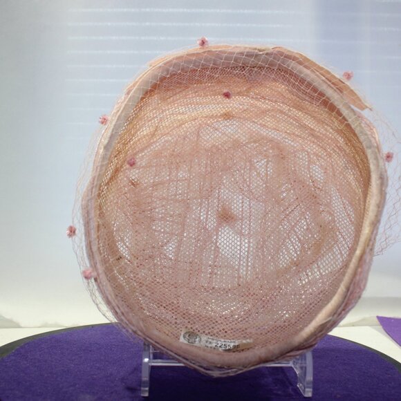 vintage 1940's LaRose Debette Pillbox hat with veil in original box - Picture 8 of 9